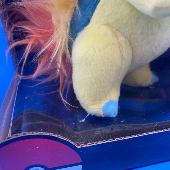 Pokémon Cyndaquil & Repeat Ball GameStop Exclusive Plush Toy Set 2017 - Picture 7 of 12